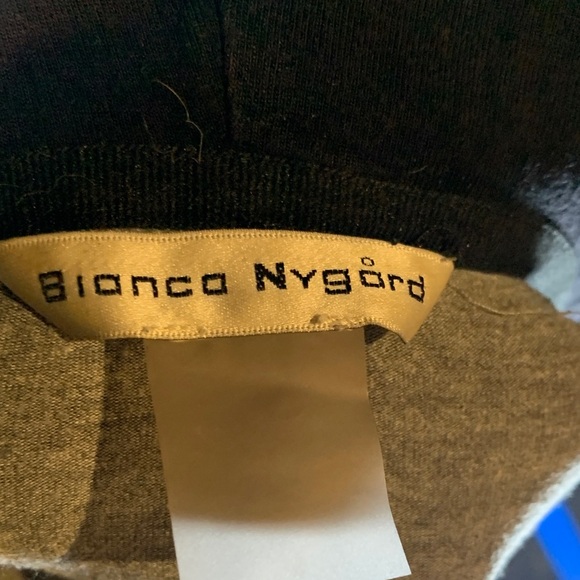 Bianca Nygard XL Women's Super Soft Cotton Zip-Up Hoodie Gray and Black Sweater - Picture 2 of 3